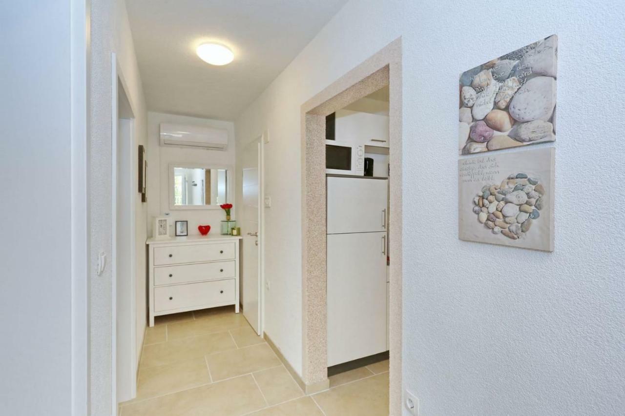 Malu Vir Apartment ภายนอก รูปภาพ